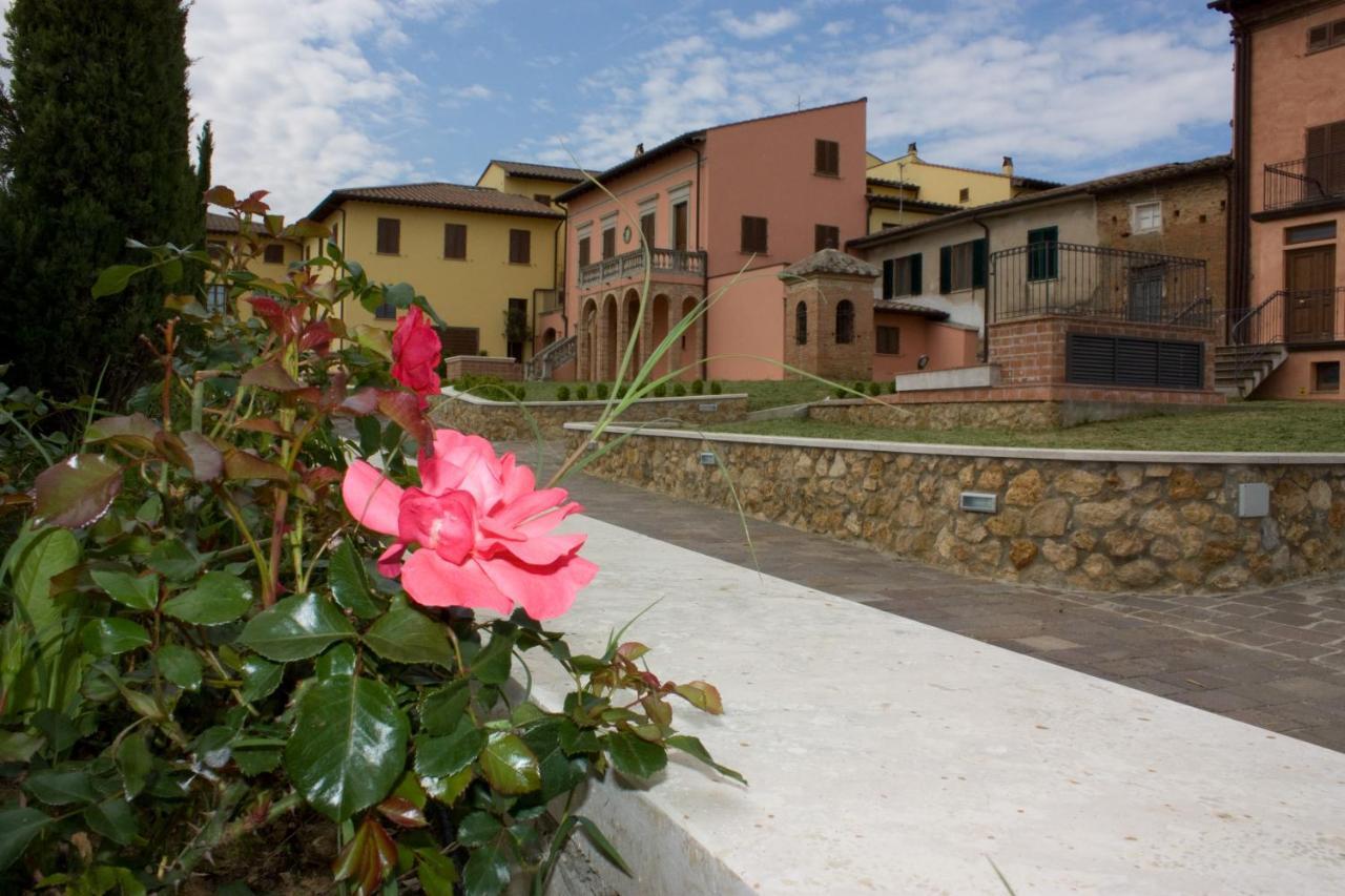 Borgo Di Gramugnana Aparthotel Usigliano Exterior foto